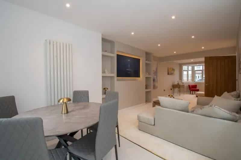 5 Bedroom House For Sale in Harborne