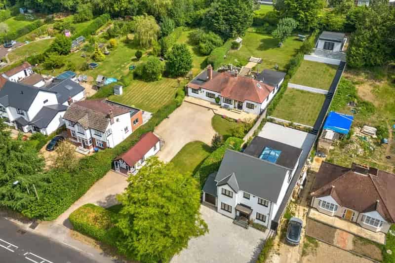 6 Bedroom Detached House Welwyn Garden City