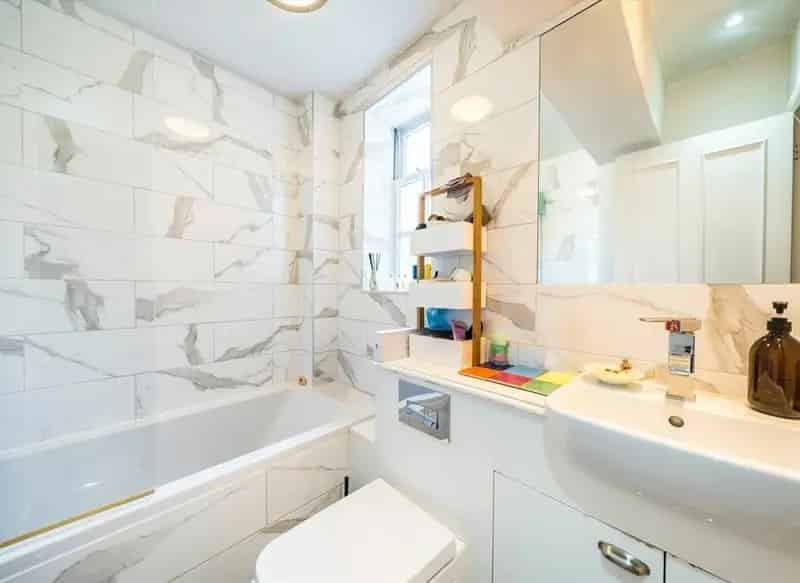 Two Bedroom Victorian Flat  Wandsworth Refurbished High Standard