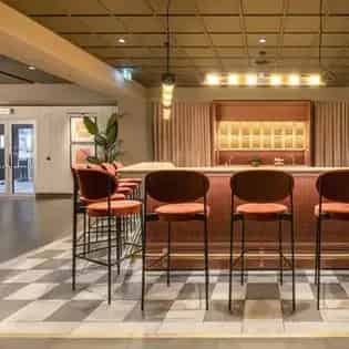 3 Bed Apartment 135m² Manchester High Speed WiFi Pet Friendly