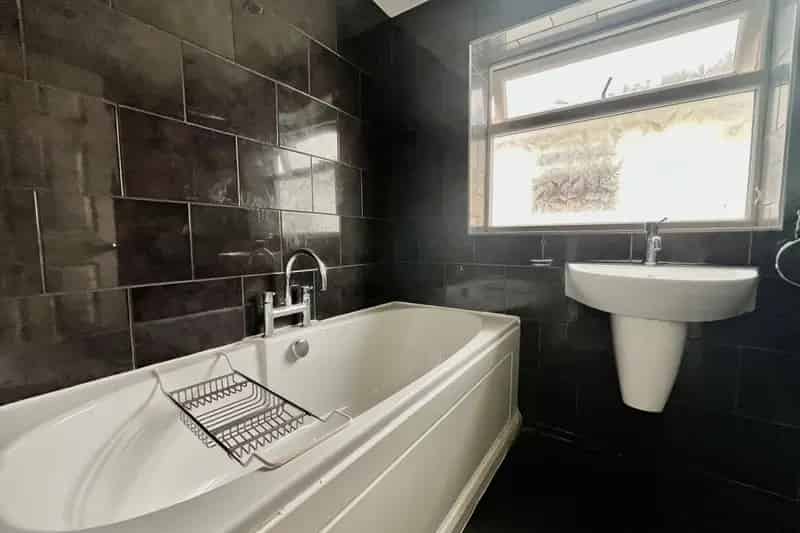 2 Bedroom House in Pudsey - Zero Deposit Guarantee Available