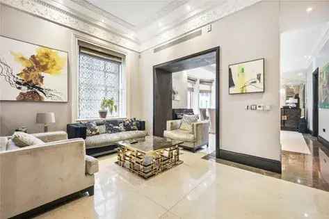 4 Bedroom 4 Bathroom Duplex Apartment London