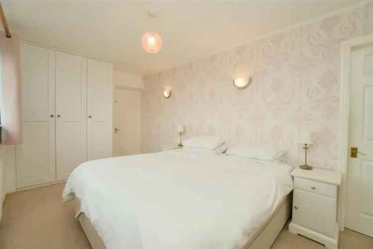 4 Bed Detached House For Sale in Haxby