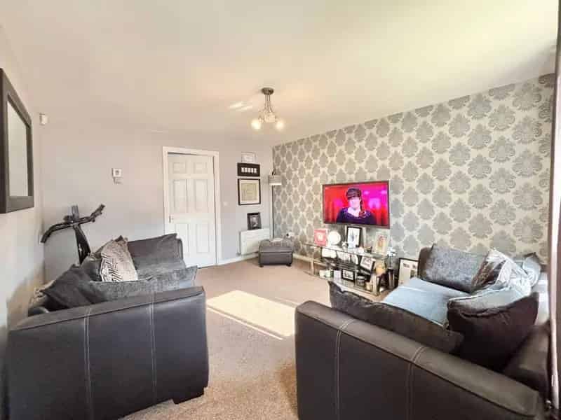 3 Bedroom House For Sale in Tuscany Gardens Barnsley