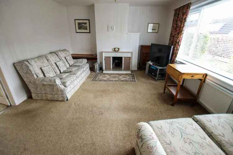 Spacious 3 Bed Semi-Detached House in Huntly