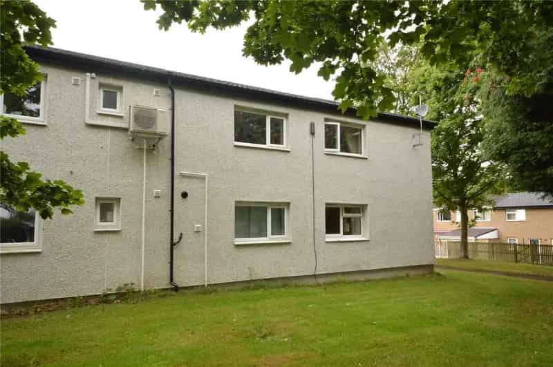 Ground Floor Apartment First Home Near Asda Holt Park Complex