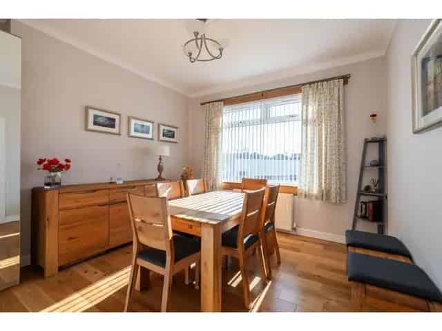 4 Bedroom Detached Bungalow for Sale in Corstorphine