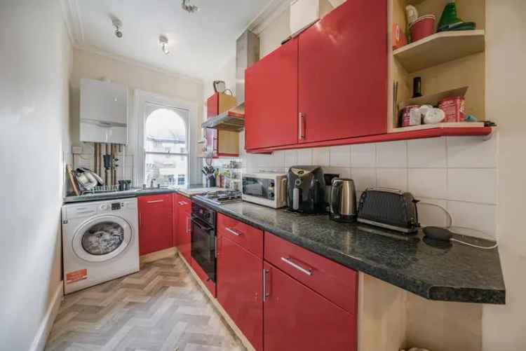 Two Bedroom Apartment near Clapham Junction