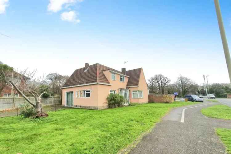 3 Bed Detached House Requiring Refurbishment