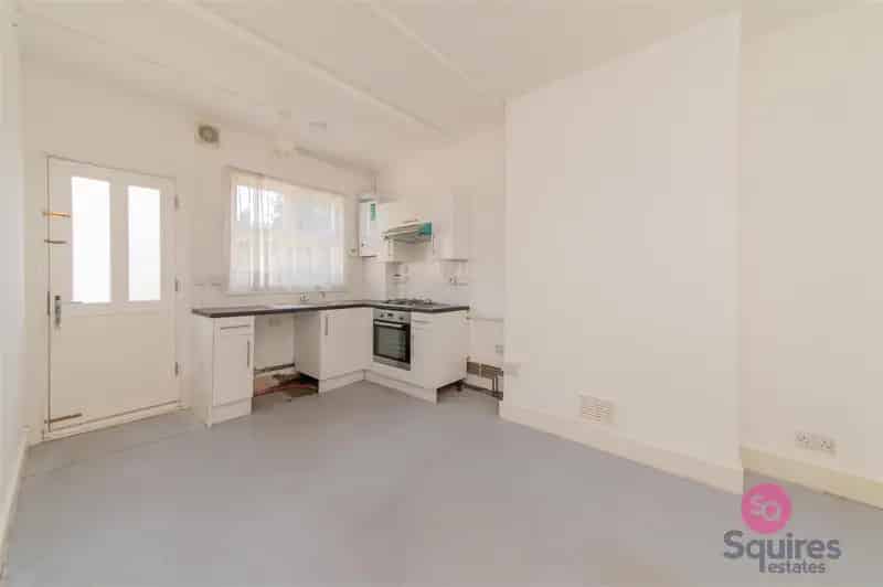 3 Bedroom End of Terrace House to Rent Near Neasden Tube