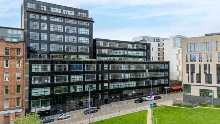 2 Bedroom Flat for Sale in Glasgow's Merchant City