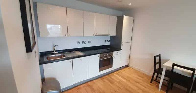 2 Bedroom Apartment Liverpool Waterfront Alexandra Tower