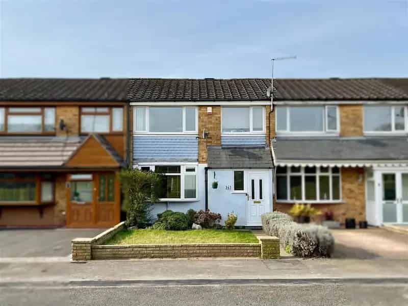 3 Bedroom Terraced House for Sale