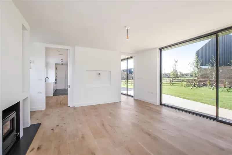 4 Bedroom Detached House to Rent Long Marston