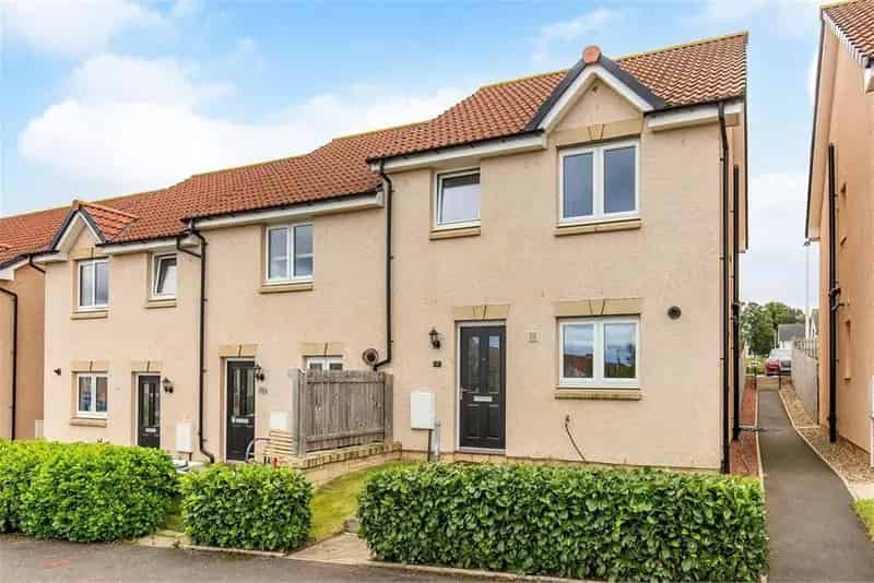 3 Bed End Terrace House Gorebridge