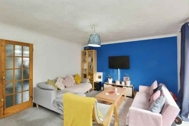 Four Bedroom End Terrace House Greenleys Milton Keynes
