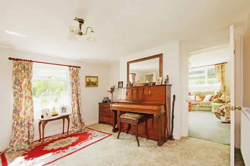 3 Bedroom Detached Farmhouse for Sale