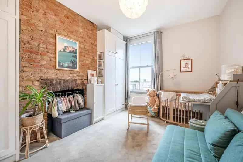 Flat For Sale , London, England