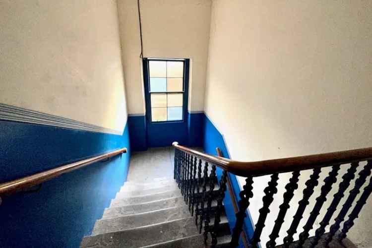 2-Bedroom Flat in Baxter Park Freehold New Bathroom Double Glazing
