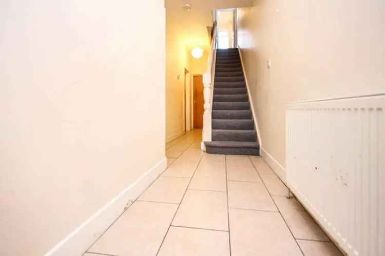 6 Bedroom Semi Detached Student House Bournemouth