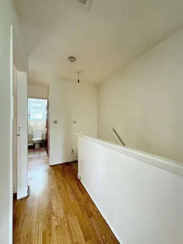 3 Bed End Terrace House For Sale - No Chain