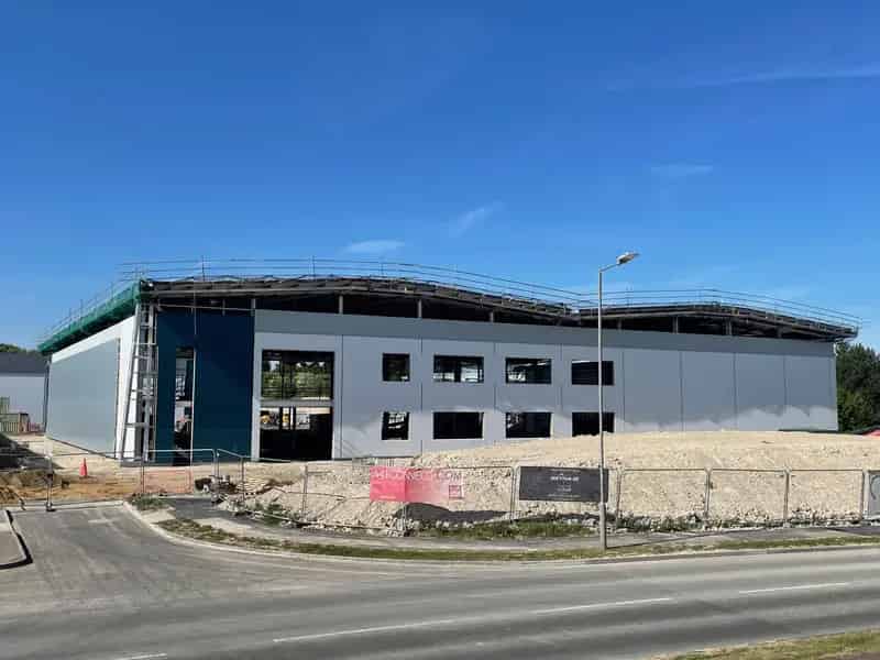 New Warehouse For Sale or Lease July 25