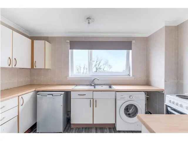 2 bedroom flat  for sale