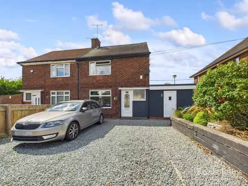 2 Bedroom Semi Detached House For Sale