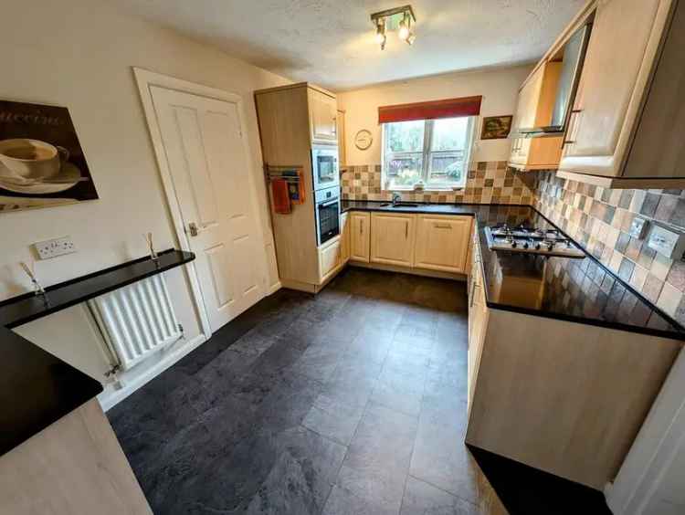 3 Bedroom Detached House for Sale in Yate Chipping Sodbury