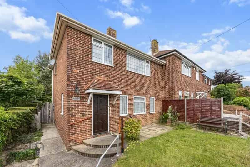 3 Bedroom House for Sale
