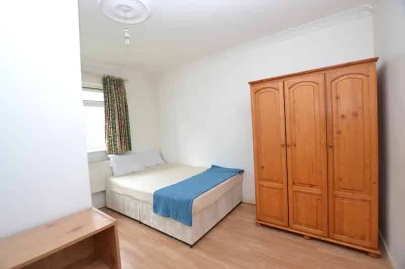 1 Bedroom House Share House to Rent