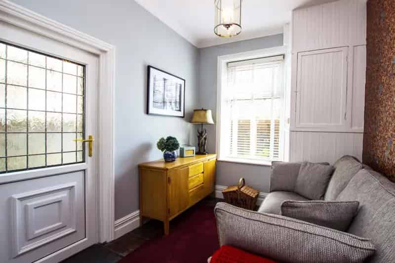 2 bedroom House
 For Sale 
Total Size: 955 SQ FT