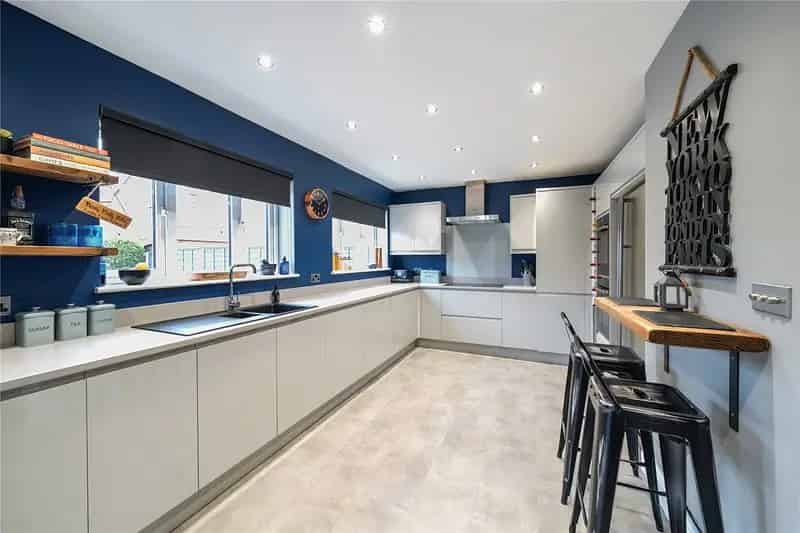 Four Bedroom Detached Home with Modernized Interior and Landscaped Garden