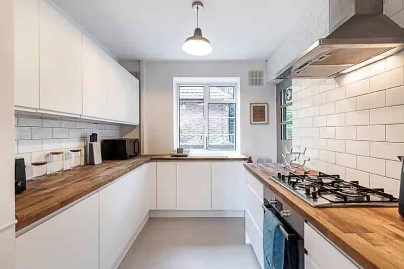 2 Double Bedroom Apartment in West Hill Conservation Area