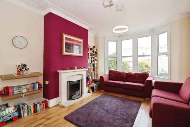 Spacious Victorian Terraced House For Sale in Staple Hill Bristol