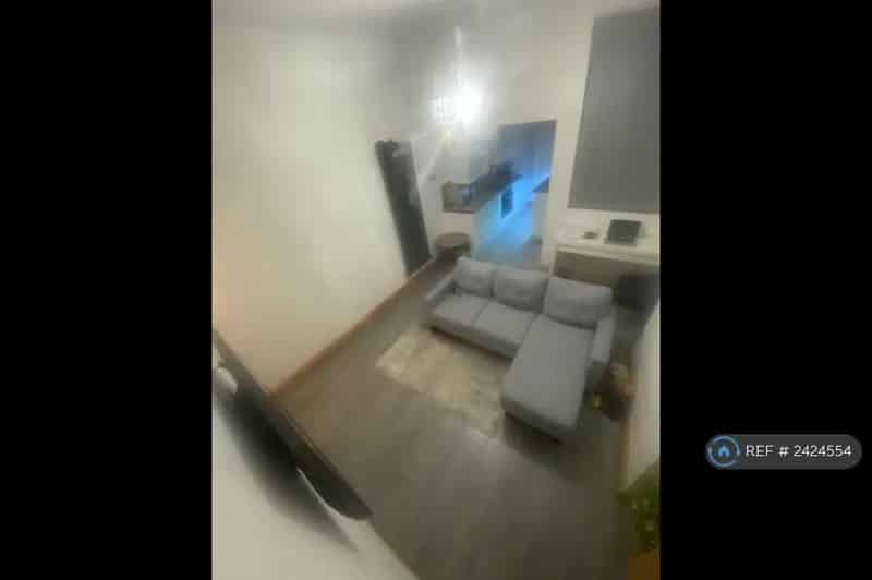 2 Bedroom Terraced House Available May 2025