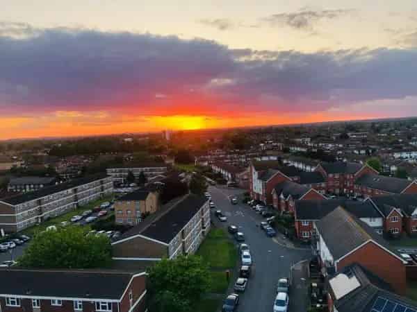 2 Bed Flat Langley SL3 Wheelchair Access Parking Pets Allowed