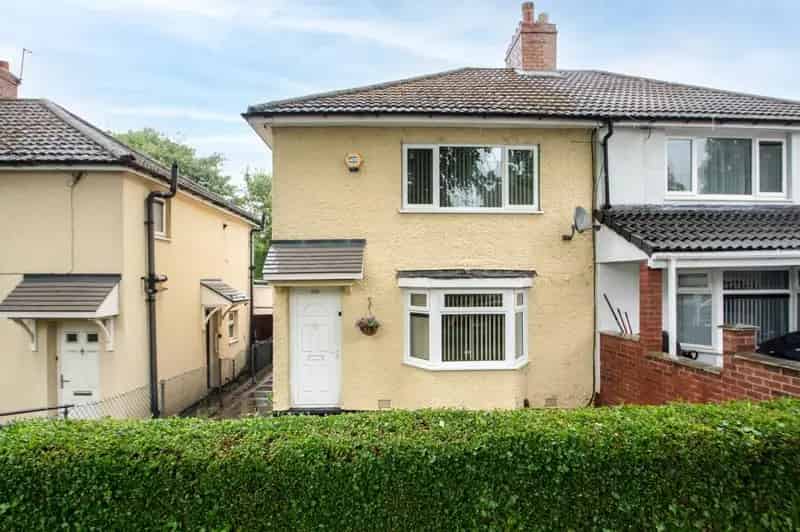 3 Bedroom Semi-Detached House for Sale