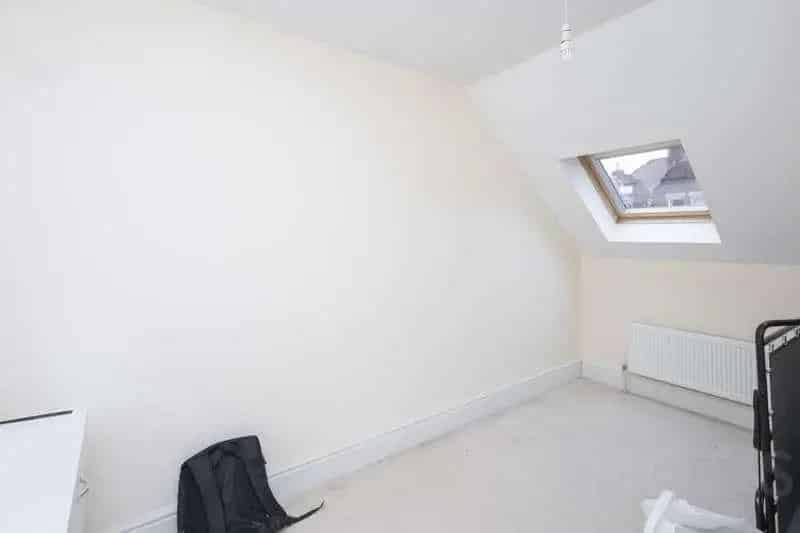 2 Bed Flat for Sale near Folkestone Central Station