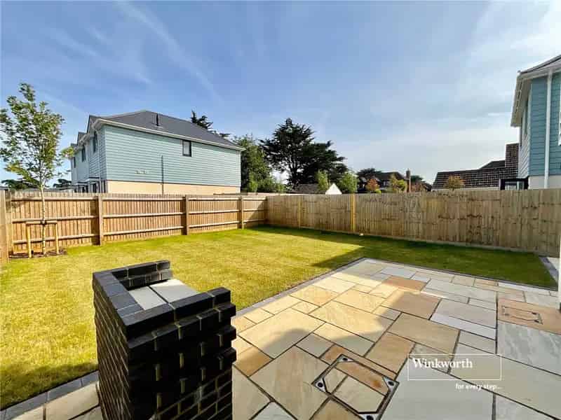4 Bedroom House Christchurch Near Beaches