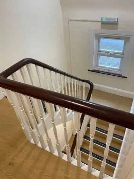 One-Bedroom Flat Near East Putney Station