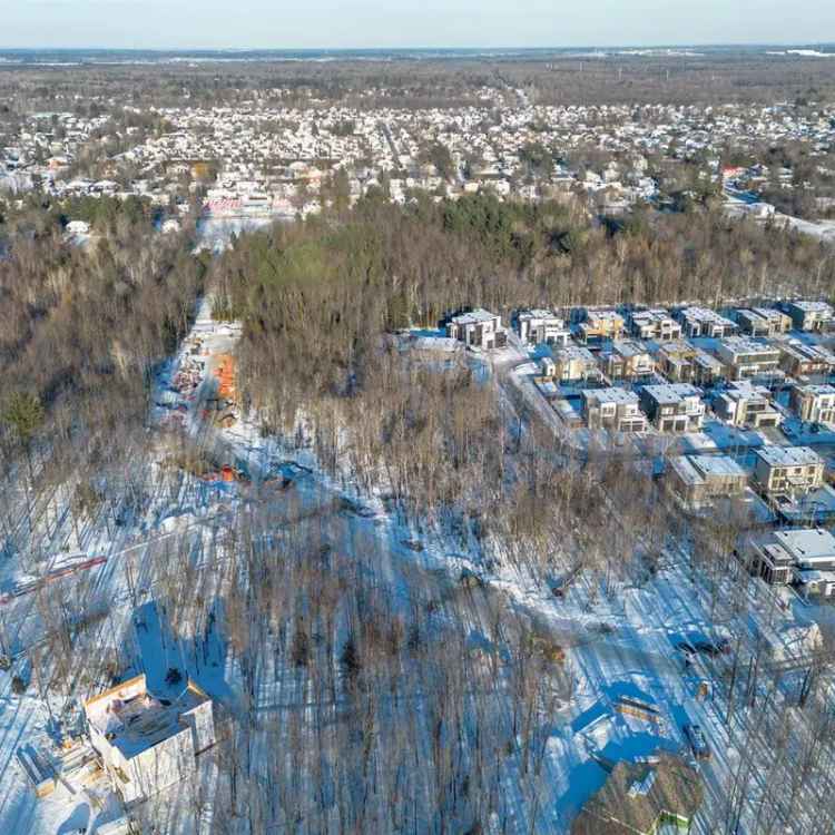 Chambéry Lot For Sale: 8665 sq ft Lot Backing Onto Conservation