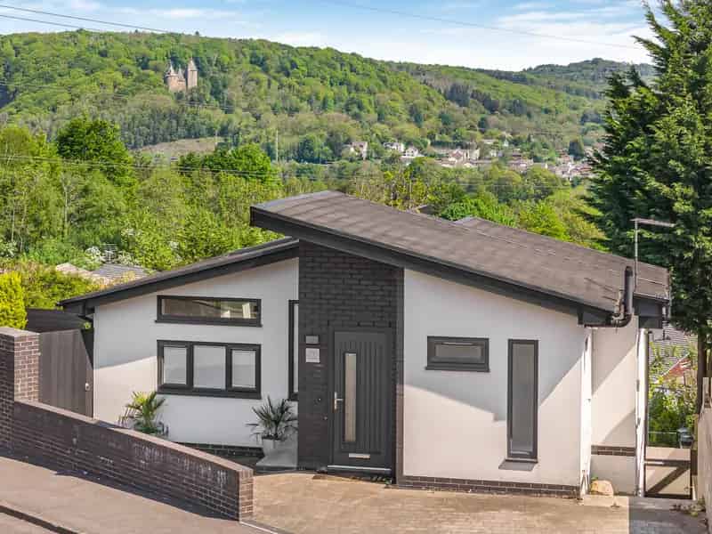 4 Bedroom Detached House to Rent Radyr