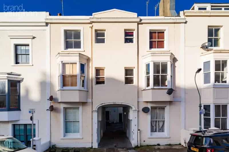 1 Bedroom Flat for Sale