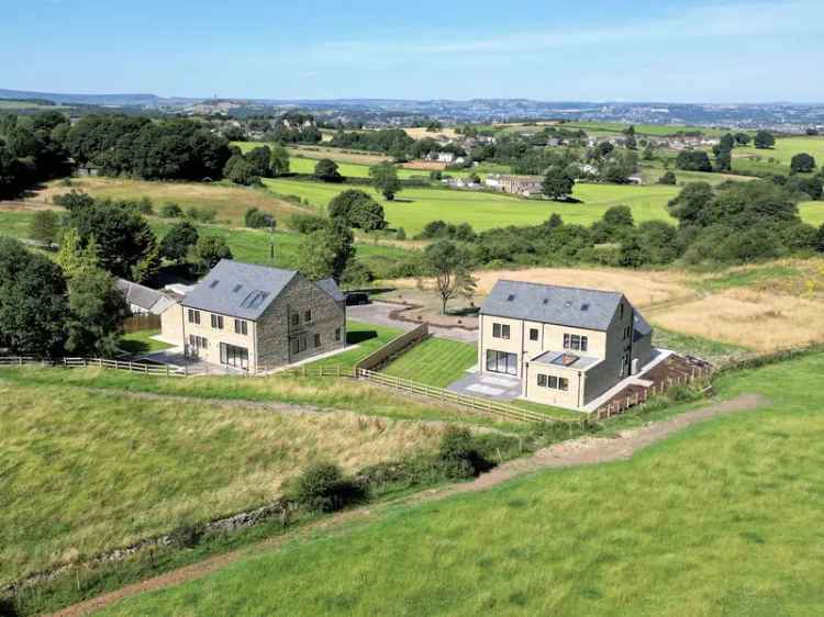 Detached House for sale with 6 bedrooms, Wakefield Road, Lepton