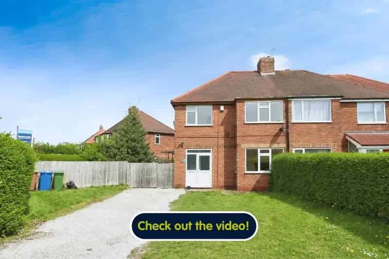 3 Bedroom Semi-Detached House for Sale