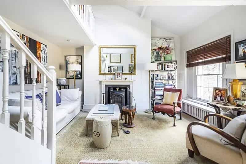 2 Bedroom Flat to Rent - Spacious Split Level Apartment