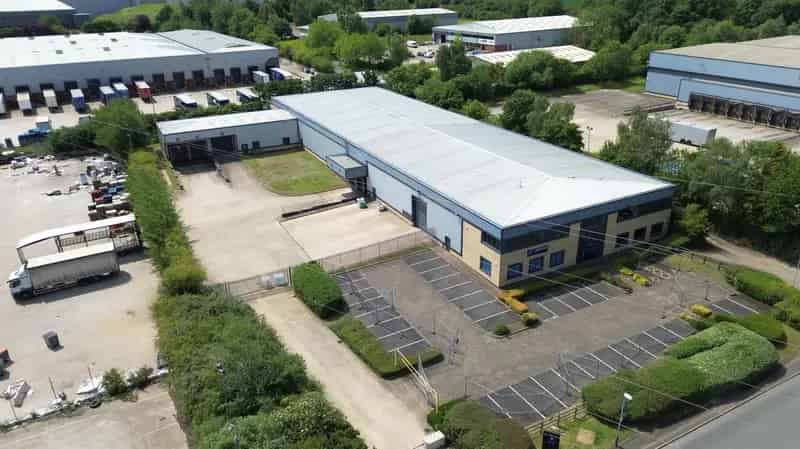 High Specification Warehouse Unit in Swift Valley Rugby