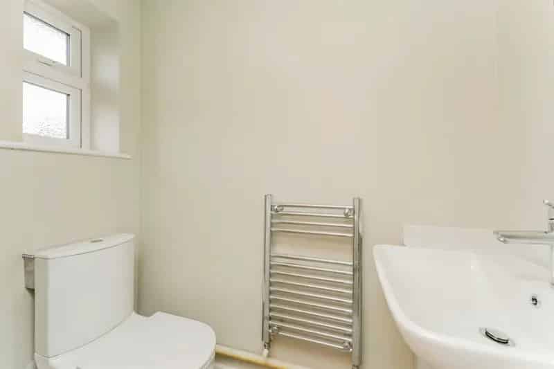 Two Bedroom End Terrace House Rushden Driveway Garden Study