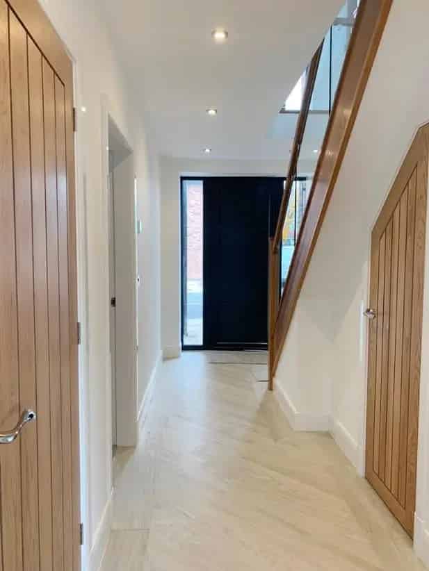 5 Bed Detached House For Sale
